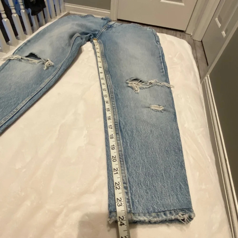 Zara High Rise Distressed Ripped Jeans 16660 - Picture 6 of 10